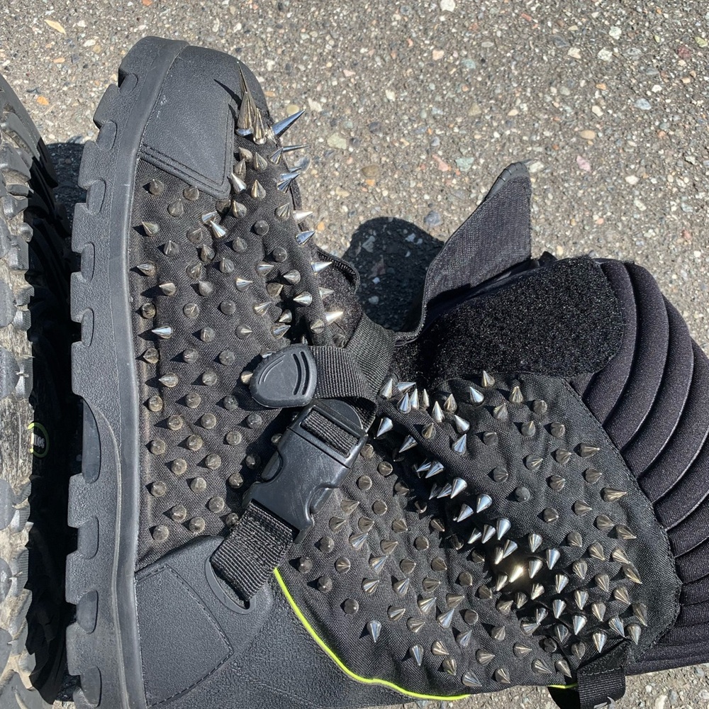 NovocentoNovantanove "Spiked" boot covers - Picture 7 of 16